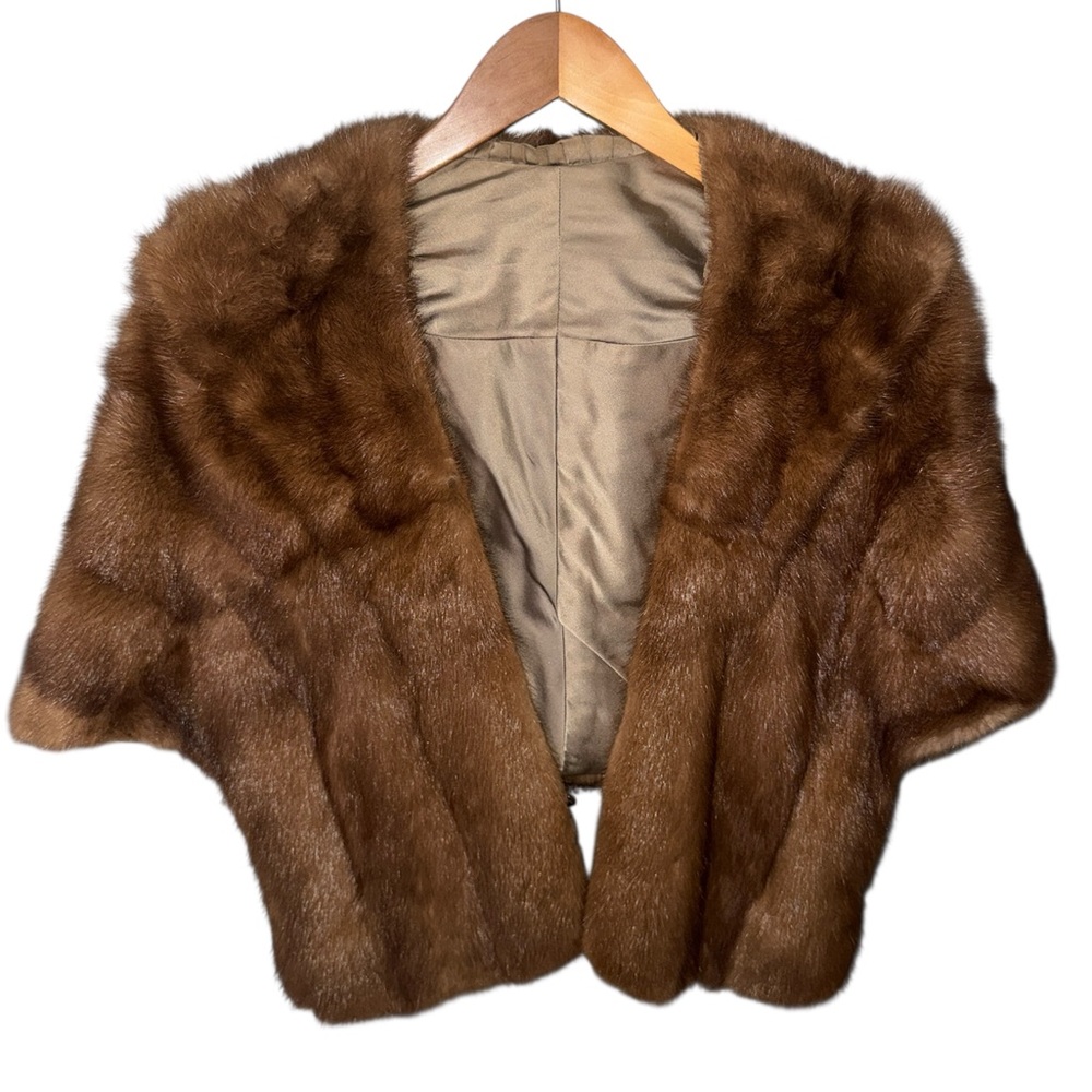 Elegant Brown Fur Women's Stole possibly mink